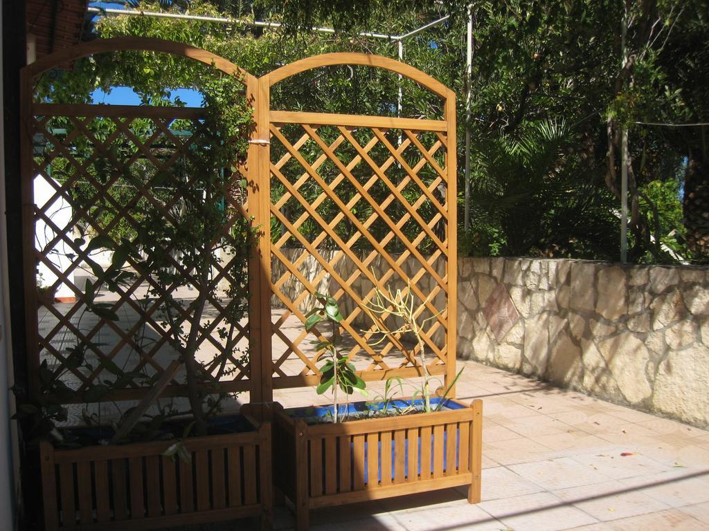 Casa Bianca Rais Gerbi Apartment Finale Екстериор снимка