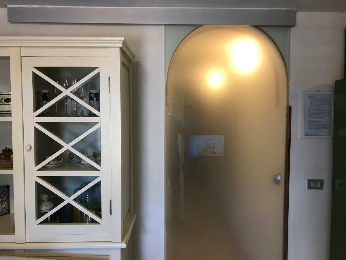 Casa Bianca Rais Gerbi Apartment Finale Екстериор снимка