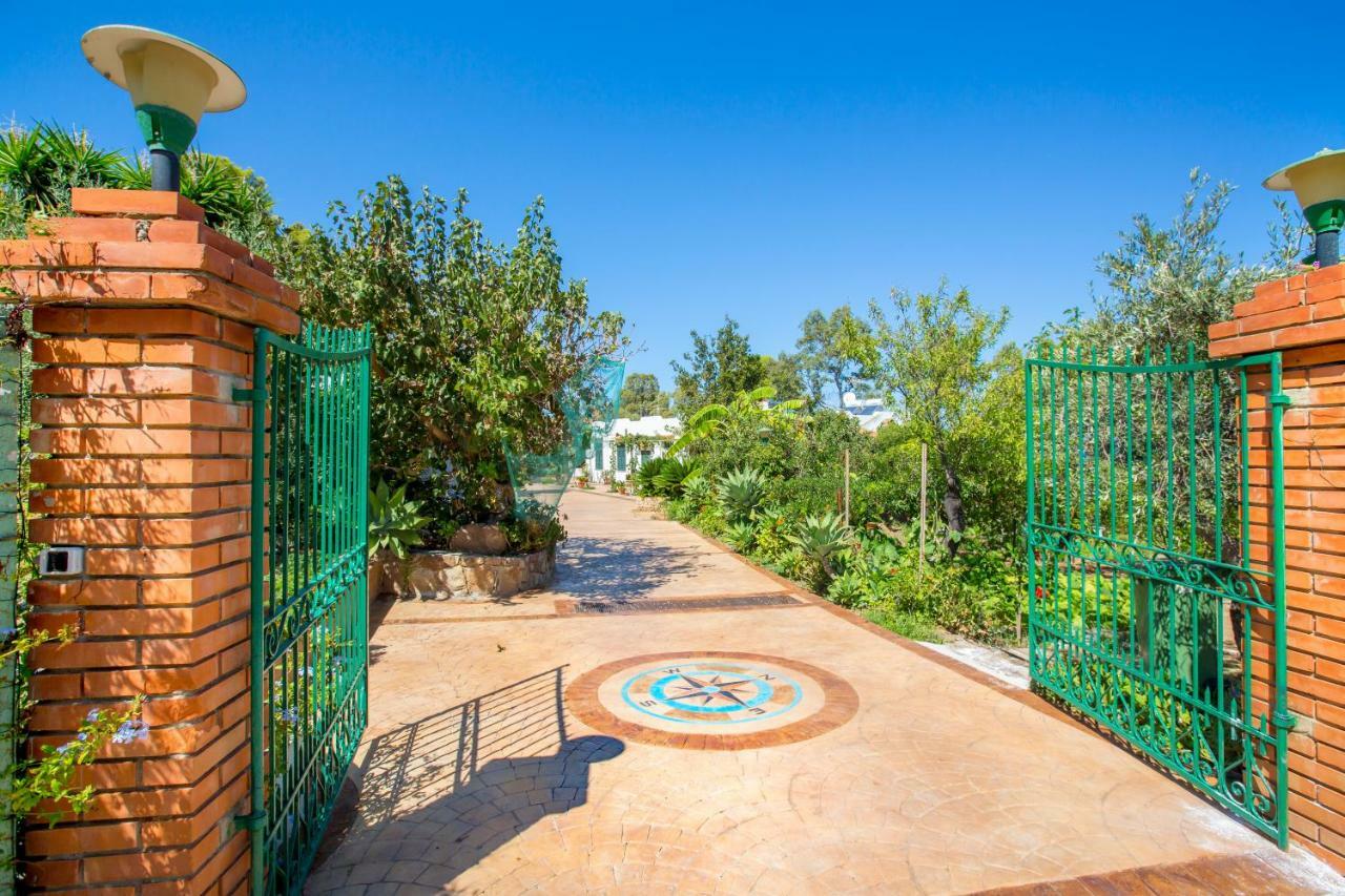 Casa Bianca Rais Gerbi Apartment Finale Екстериор снимка